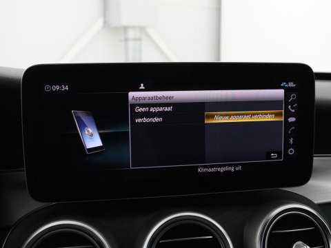 Mercedes-Benz C-Klasse 300e Business Solution AMG Limited | SOH 82,2% | 360 Camera | Stoelverwarming | Leder/Alcantara | Carplay | Matrix LED | Navigatie | Cruise control | Park Assist | Sfeerverlichting | PHEV | Plug In