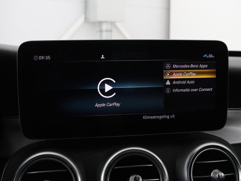 Mercedes-Benz C-Klasse 300e Business Solution AMG Limited | SOH 82,2% | 360 Camera | Stoelverwarming | Leder/Alcantara | Carplay | Matrix LED | Navigatie | Cruise control | Park Assist | Sfeerverlichting | PHEV | Plug In