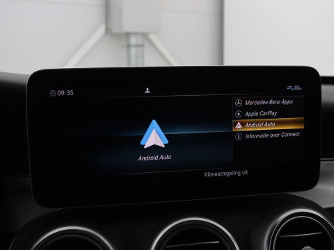 Mercedes-Benz C-Klasse 300e Business Solution AMG Limited | SOH 82,2% | 360 Camera | Stoelverwarming | Leder/Alcantara | Carplay | Matrix LED | Navigatie | Cruise control | Park Assist | Sfeerverlichting | PHEV | Plug In