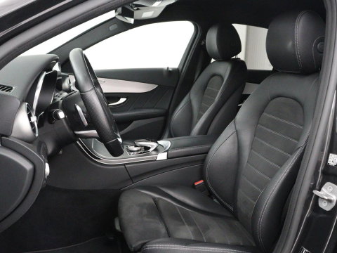 Mercedes-Benz C-Klasse 300e Business Solution AMG Limited | SOH 82,2% | 360 Camera | Stoelverwarming | Leder/Alcantara | Carplay | Matrix LED | Navigatie | Cruise control | Park Assist | Sfeerverlichting | PHEV | Plug In