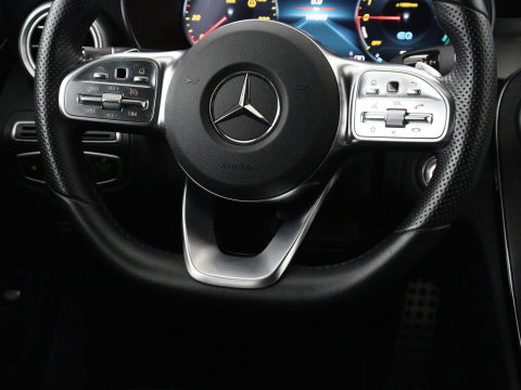 Mercedes-Benz C-Klasse 300e Business Solution AMG Limited | SOH 82,2% | 360 Camera | Stoelverwarming | Leder/Alcantara | Carplay | Matrix LED | Navigatie | Cruise control | Park Assist | Sfeerverlichting | PHEV | Plug In