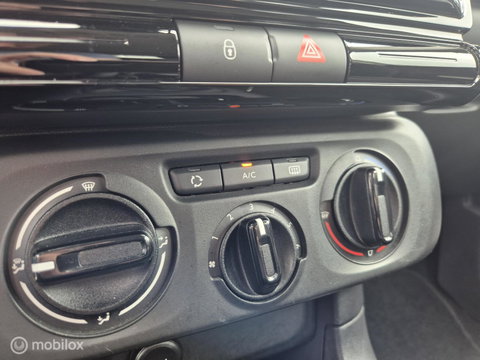 Citroën C3 1.2 PureTech You, Stoelverwarming, Airco, Cruise