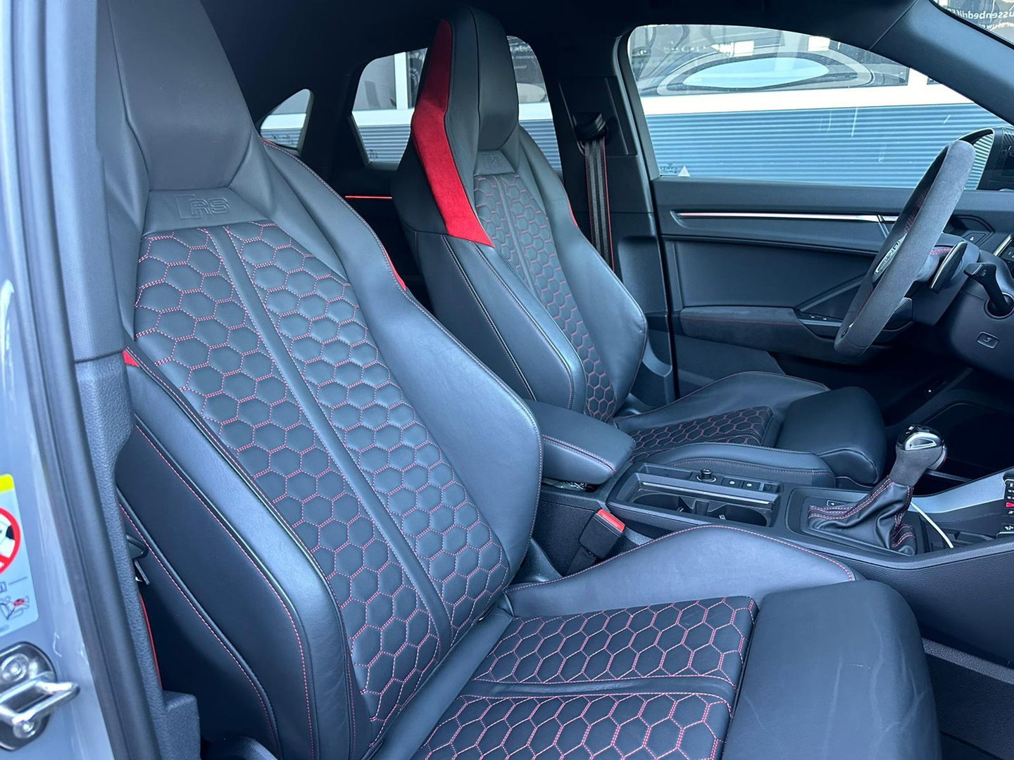 Audi Q3 Sportback TFSI RS, UNIEKE AUTO , BOEKJES,NAP EN ONDERHOUDSHISTORIE