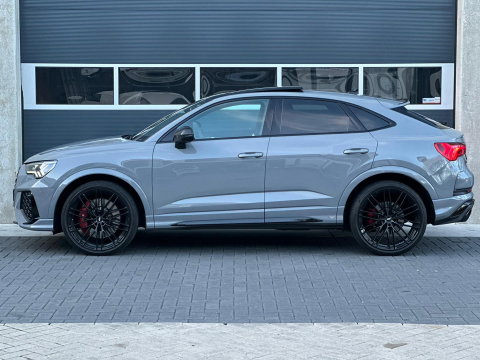 Audi Q3 Sportback TFSI RS, UNIEKE AUTO , BOEKJES,NAP EN ONDERHOUDSHISTORIE