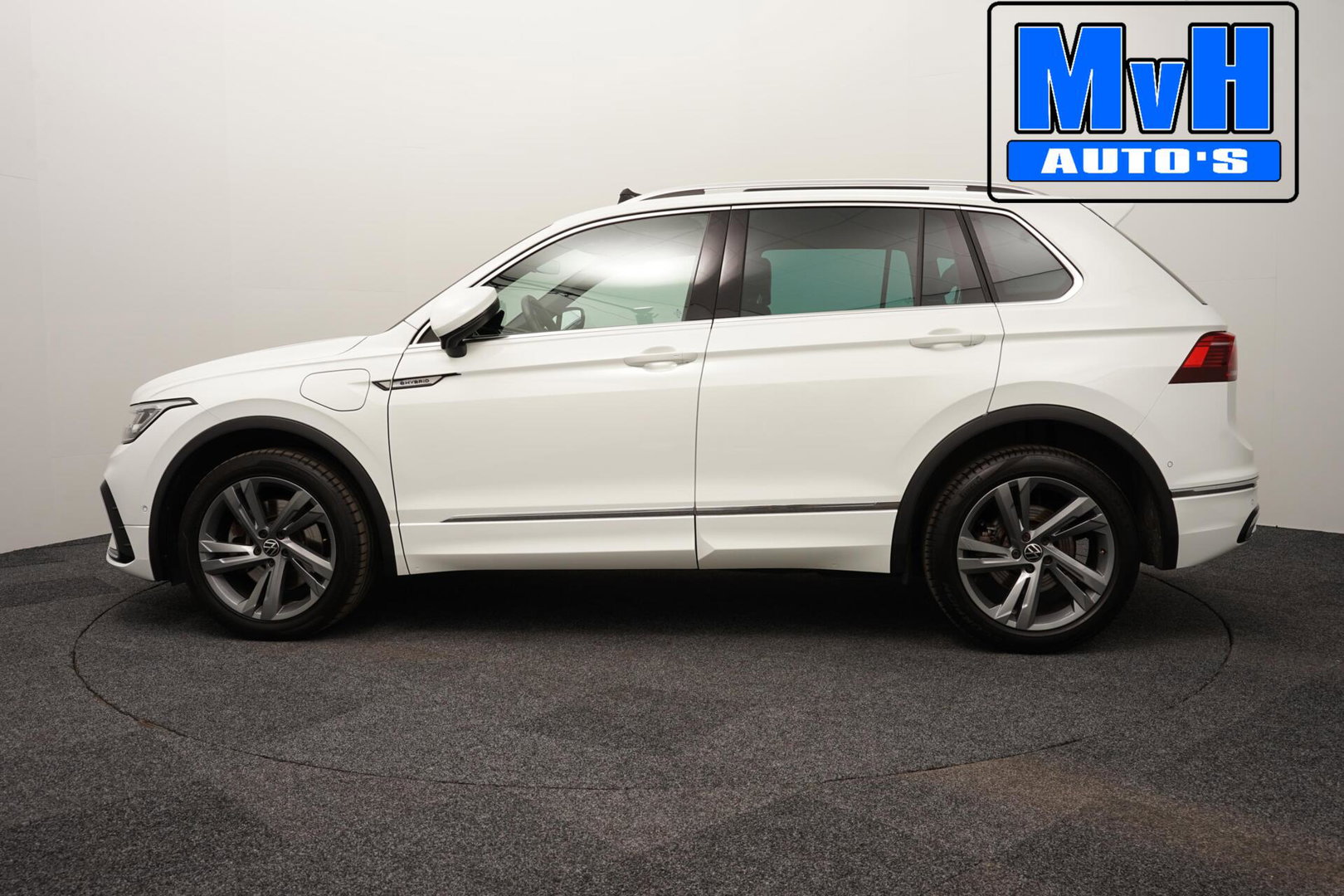 Volkswagen Tiguan 1.4 TSI eHybrid R-Line|PANO|STOEL/STUUR.VERW