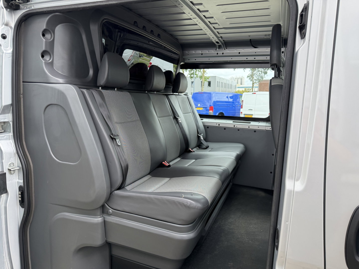 Fiat Ducato Maxi 35H 2.3 MultiJet 140pk L2H1 DC 5 persoons / vaste prijs rijklaar € 20.950 ex btw / cruise en climate control / trekhaak 3000 kg / achteruit rijcamera / euro 6 / bpm vrij