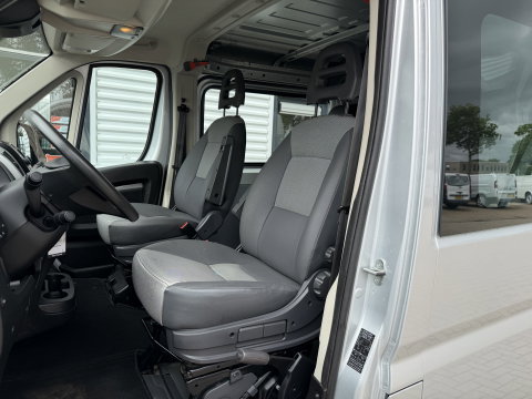 Fiat Ducato Maxi 35H 2.3 MultiJet 140pk L2H1 DC 5 persoons / vaste prijs rijklaar € 20.950 ex btw / cruise en climate control / trekhaak 3000 kg / achteruit rijcamera / euro 6 / bpm vrij
