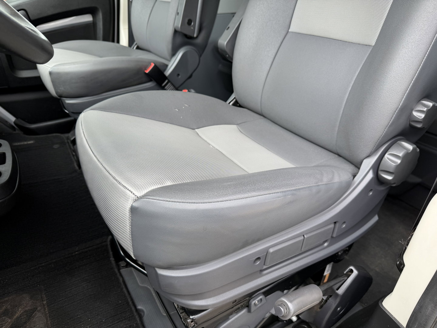 Fiat Ducato Maxi 35H 2.3 MultiJet 140pk L2H1 DC 5 persoons / vaste prijs rijklaar € 20.950 ex btw / cruise en climate control / trekhaak 3000 kg / achteruit rijcamera / euro 6 / bpm vrij