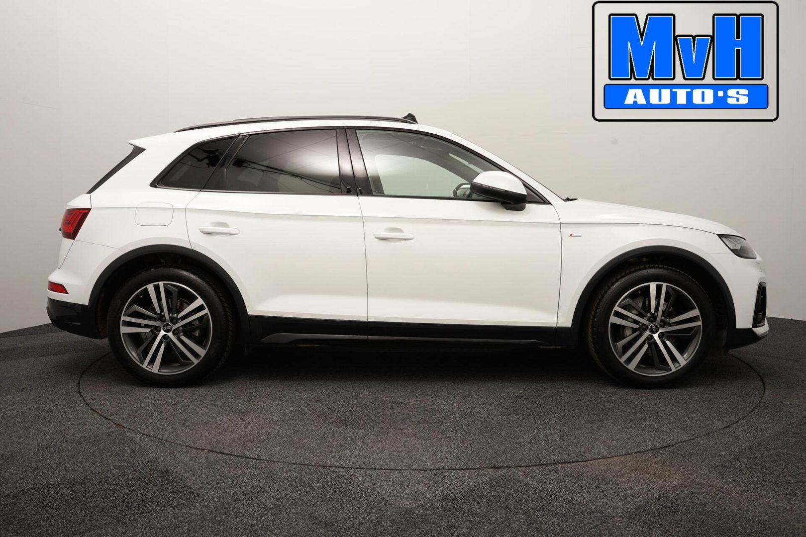 Audi Q5 50 TFSI e S edition|LUCHTVERING|RS-ZETELS|MATRIX|PANO