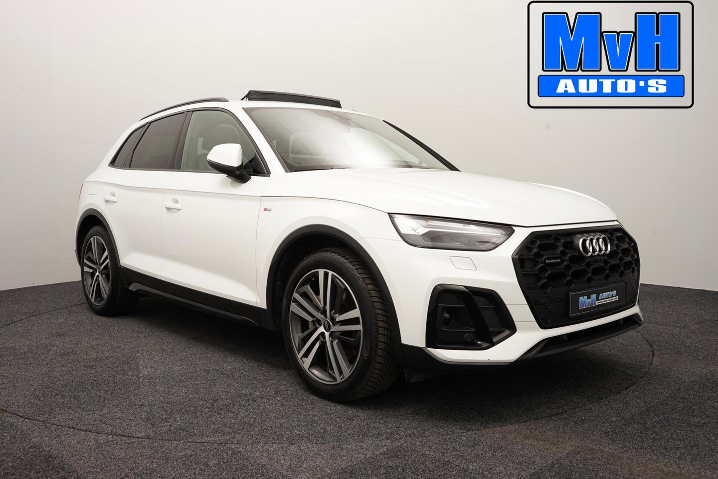Audi Q5 50 TFSI e S edition|LUCHTVERING|RS-ZETELS|MATRIX|PANO