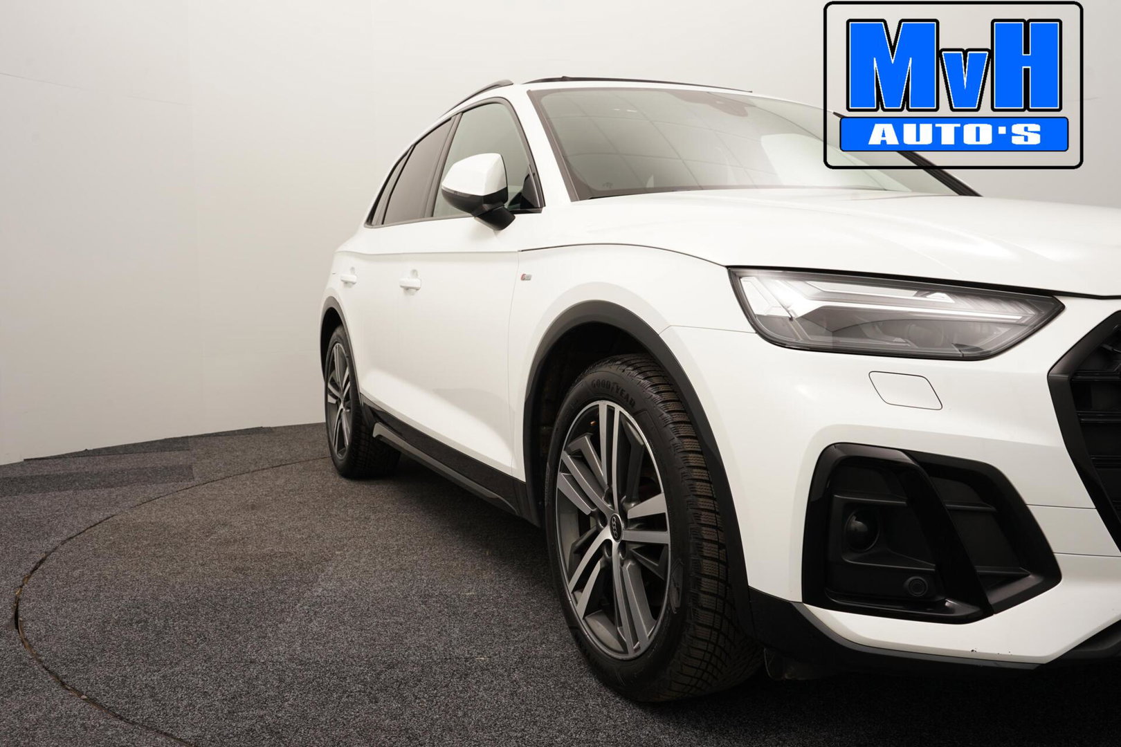 Audi Q5 50 TFSI e S edition|LUCHTVERING|RS-ZETELS|MATRIX|PANO