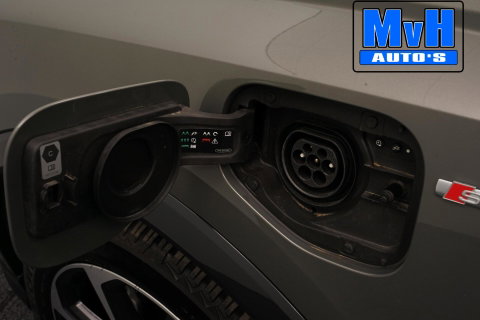 Audi Q3 45 TFSI e S edition|S-Line|245PK|STOELVERW|CAMERA|LED