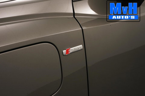 Audi Q3 45 TFSI e S edition|S-Line|245PK|STOELVERW|CAMERA|LED