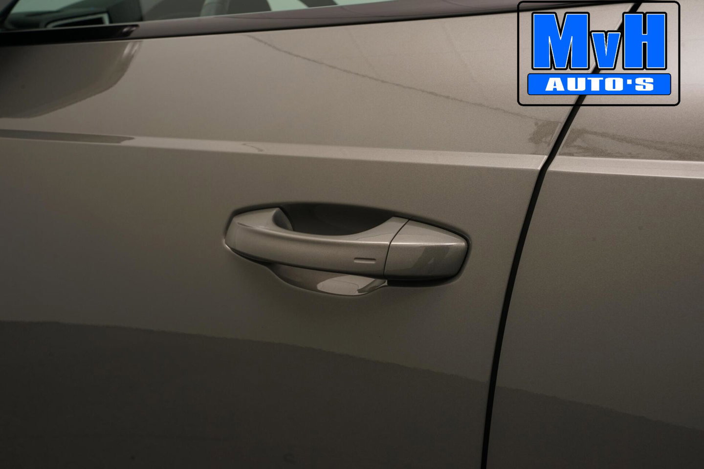 Audi Q3 45 TFSI e S edition|S-Line|245PK|STOELVERW|CAMERA|LED