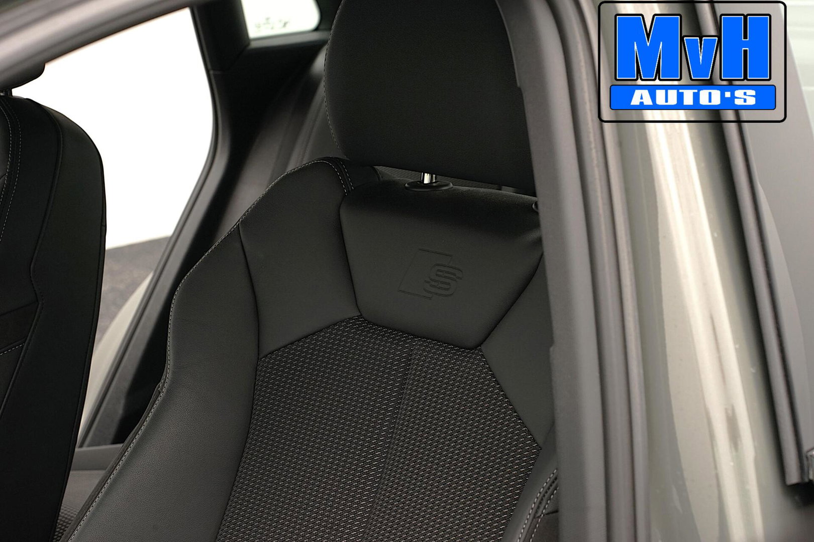 Audi Q3 45 TFSI e S edition|S-Line|245PK|STOELVERW|CAMERA|LED