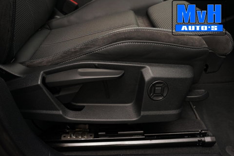 Audi Q3 45 TFSI e S edition|S-Line|245PK|STOELVERW|CAMERA|LED