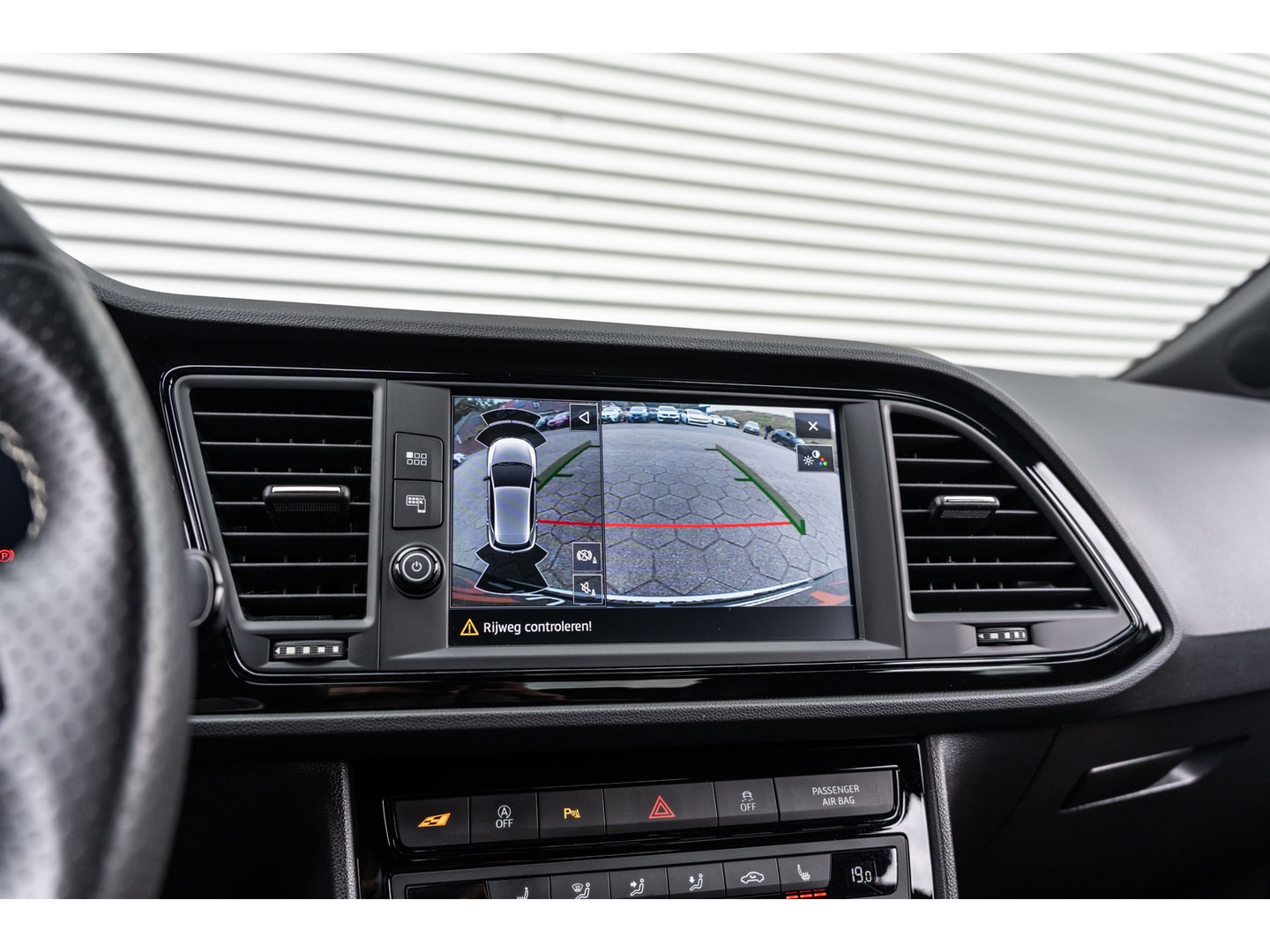 SEAT Leon 2.0 TSI CUPRA BEATS CAMERA KEYLESS DYNAMIC GREY