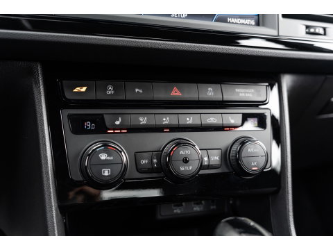 SEAT Leon 2.0 TSI CUPRA BEATS CAMERA KEYLESS DYNAMIC GREY