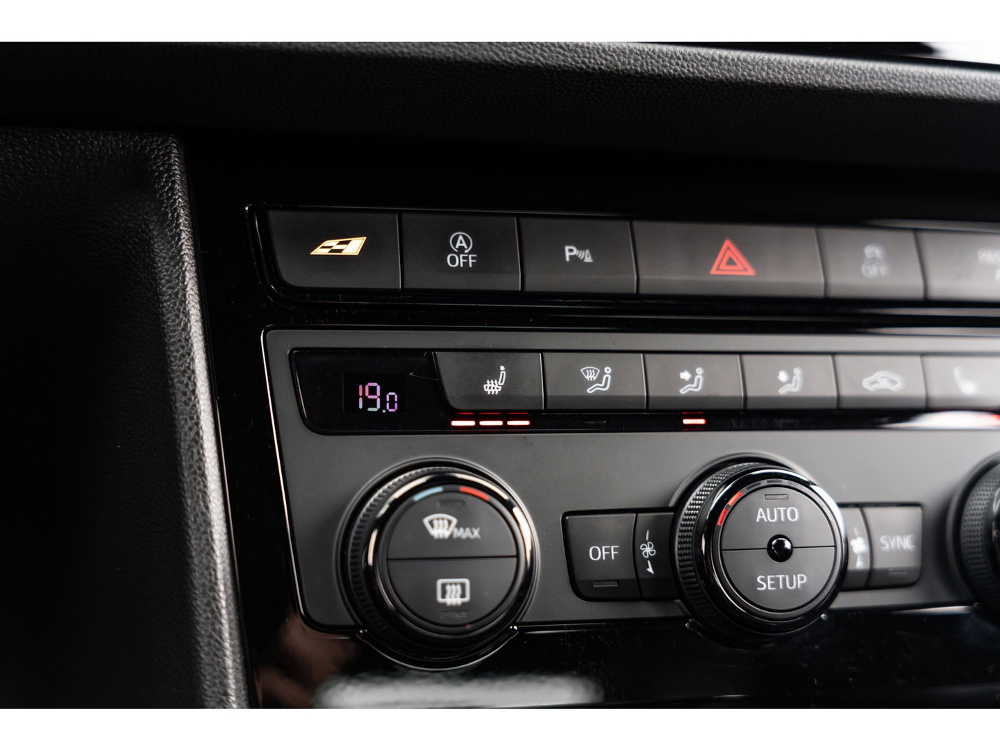 SEAT Leon 2.0 TSI CUPRA BEATS CAMERA KEYLESS DYNAMIC GREY
