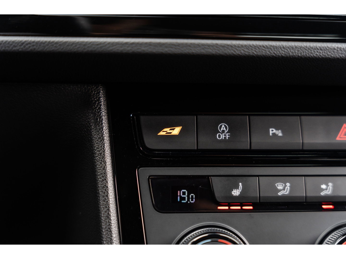 SEAT Leon 2.0 TSI CUPRA BEATS CAMERA KEYLESS DYNAMIC GREY