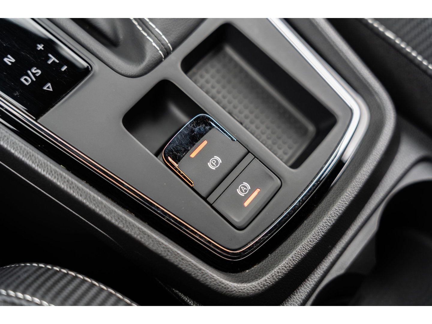 SEAT Leon 2.0 TSI CUPRA BEATS CAMERA KEYLESS DYNAMIC GREY