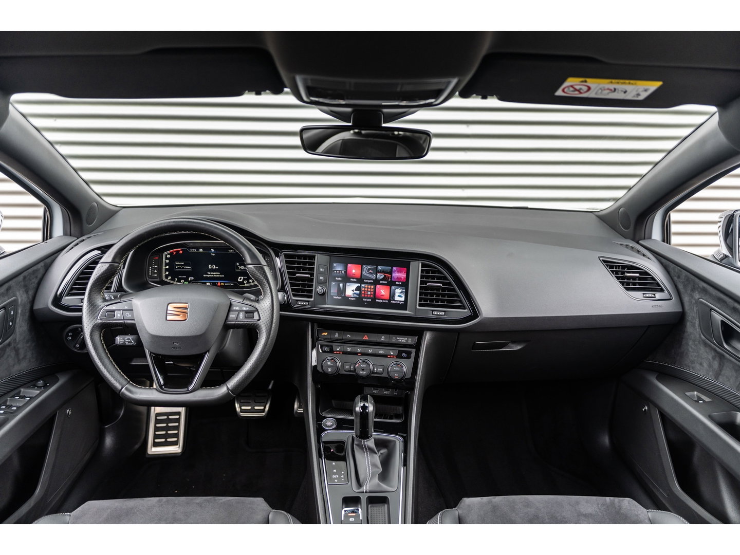 SEAT Leon 2.0 TSI CUPRA BEATS CAMERA KEYLESS DYNAMIC GREY