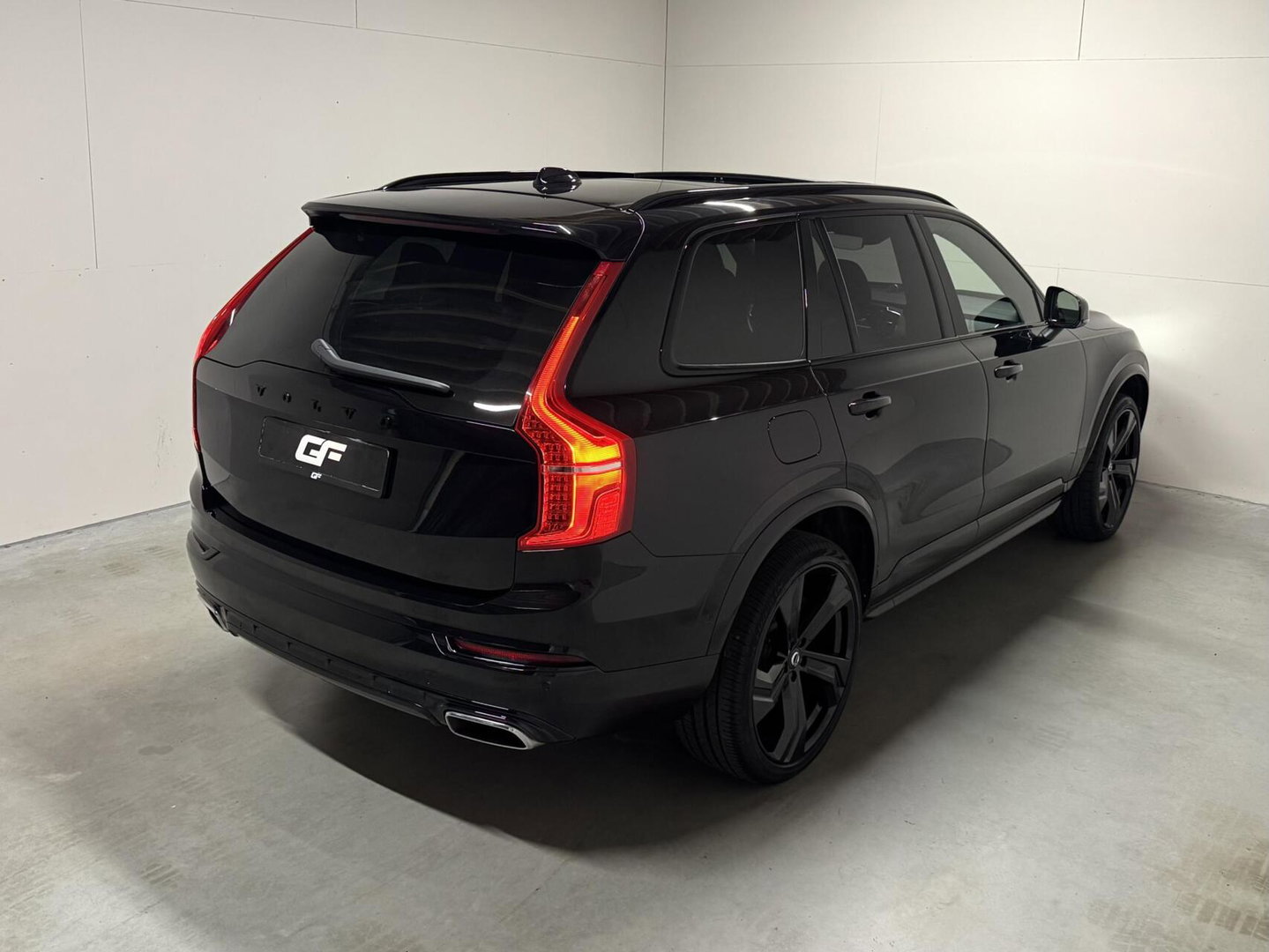 Volvo XC90 2.0 T8 Twin Engine AWD R-Design Pano Luchtvering B&W Trekh.