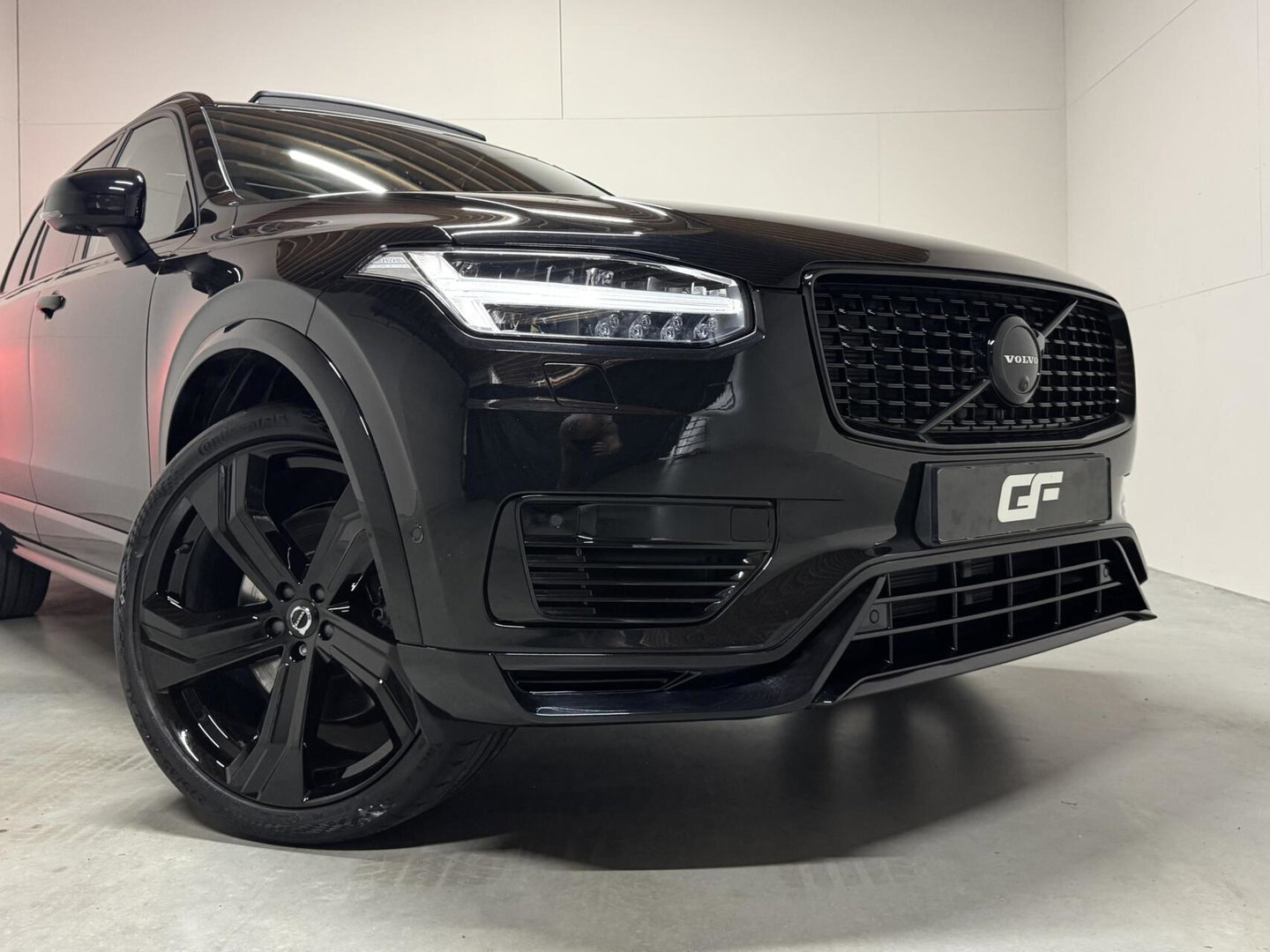 Volvo XC90 2.0 T8 Twin Engine AWD R-Design Pano Luchtvering B&W Trekh.