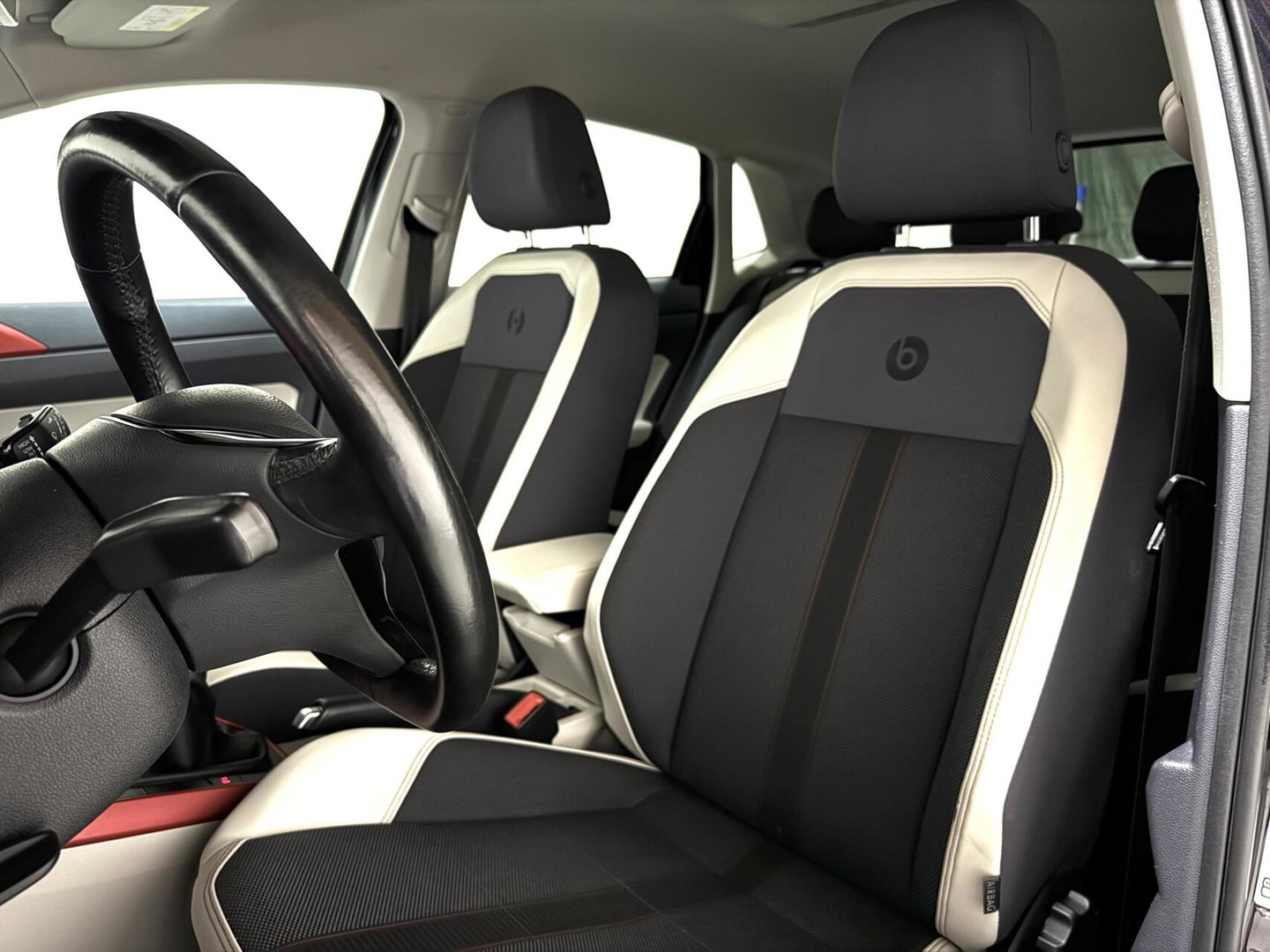 Volkswagen Polo 1.0 Beats CarPlay Stoelver. CarPlay Cruise Navi