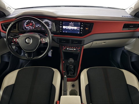 Volkswagen Polo 1.0 Beats CarPlay Stoelver. CarPlay Cruise Navi