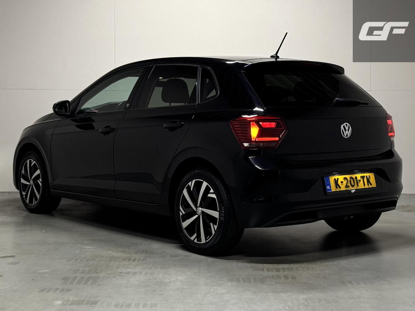 Volkswagen Polo 1.0 Beats CarPlay Stoelver. CarPlay Cruise Navi
