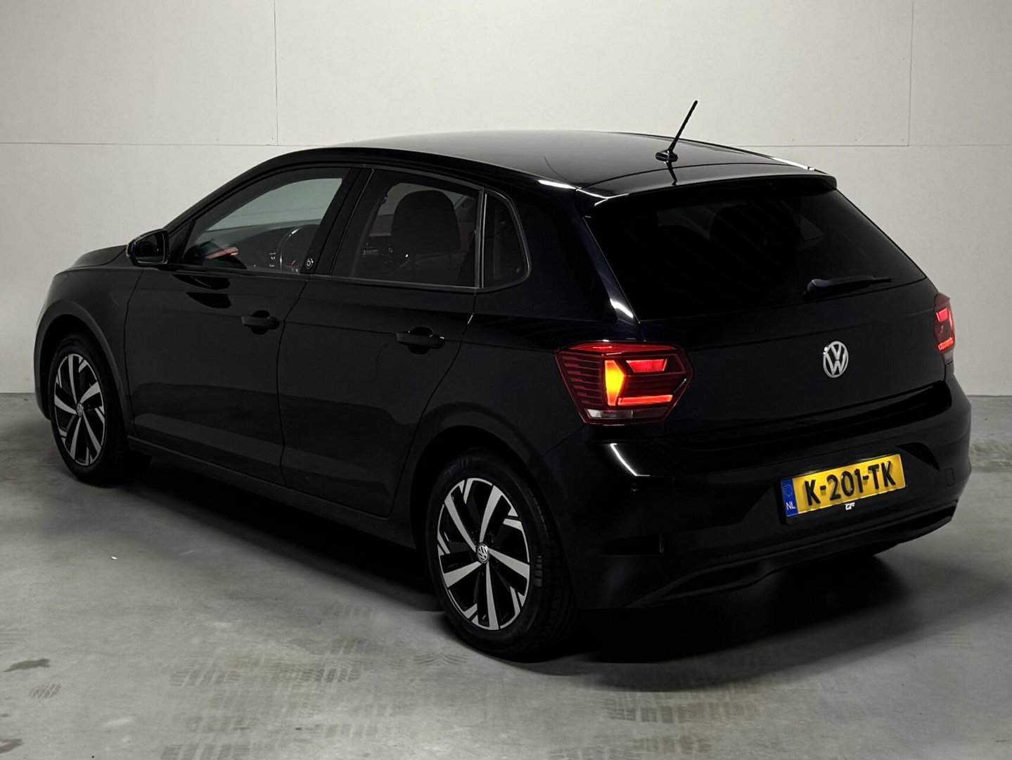 Volkswagen Polo 1.0 Beats CarPlay Stoelver. CarPlay Cruise Navi