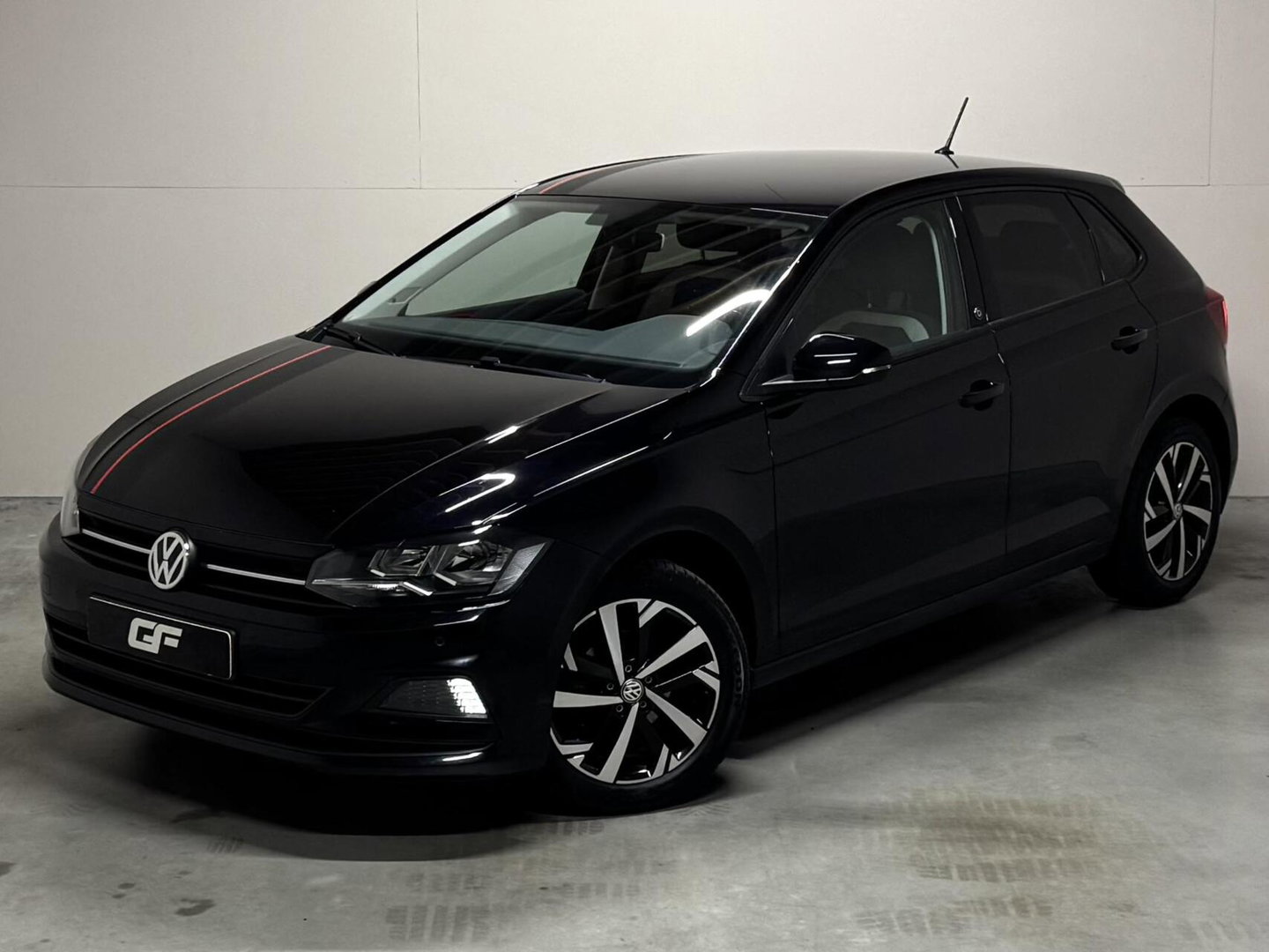 Volkswagen Polo 1.0 Beats CarPlay Stoelver. CarPlay Cruise Navi