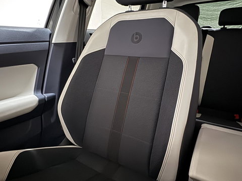 Volkswagen Polo 1.0 Beats CarPlay Stoelver. CarPlay Cruise Navi