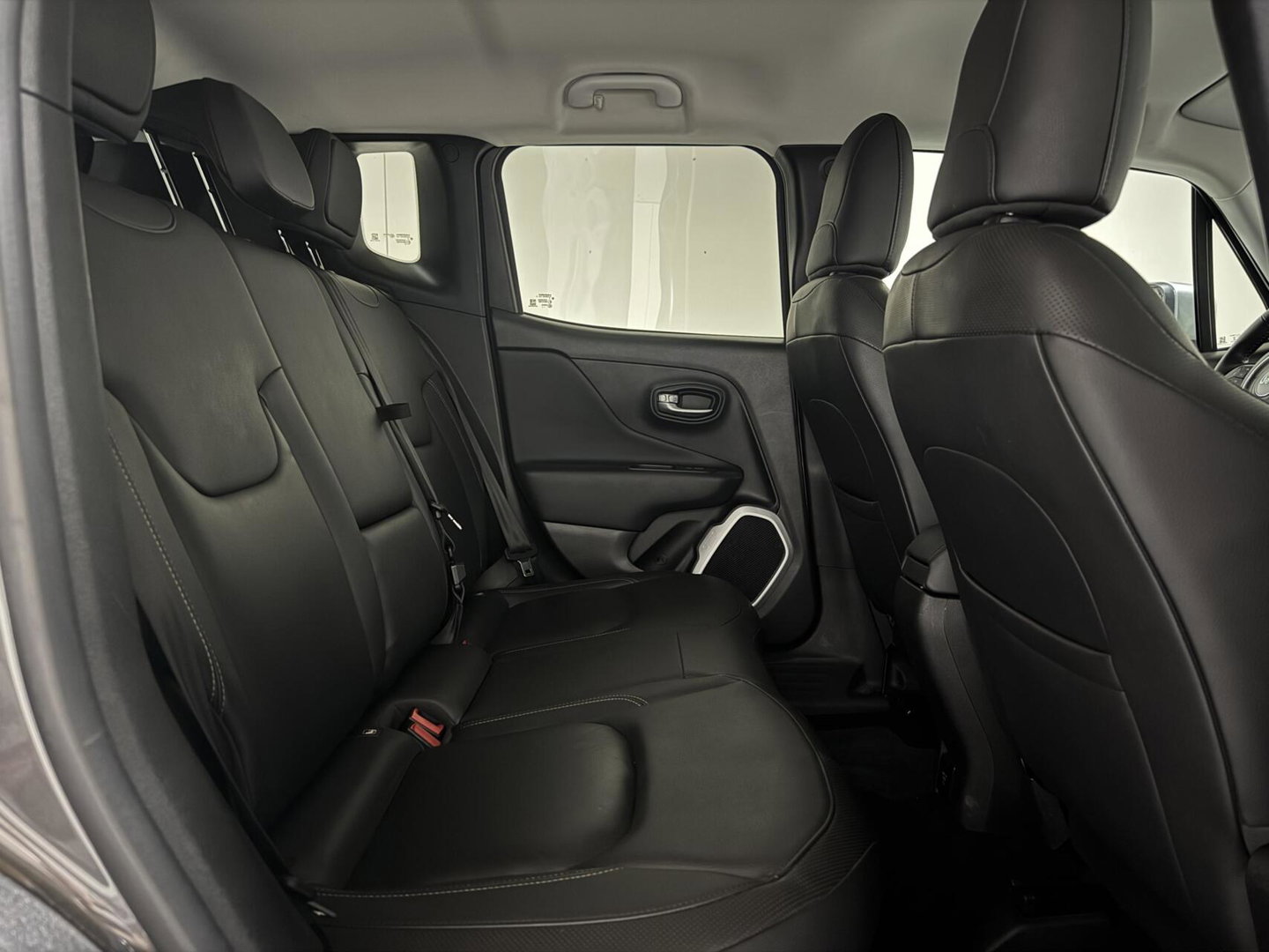 Jeep Renegade 1.4 MultiAir Limited Leer CarPlay Cruise Camera