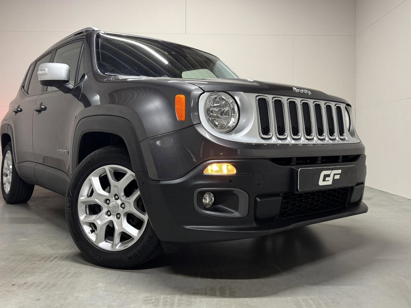 Jeep Renegade 1.4 MultiAir Limited Leer CarPlay Cruise Camera
