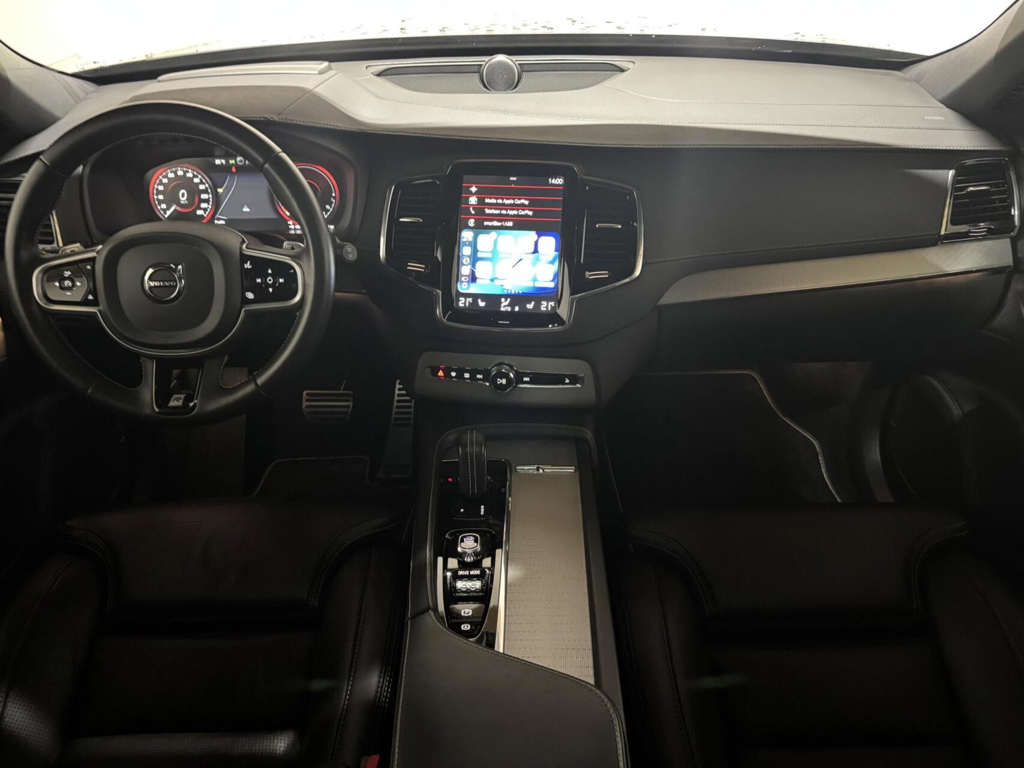 Volvo XC90 2.0 T8 Twin Engine AWD R-Design Pano Luchtvering B&W Trekh.