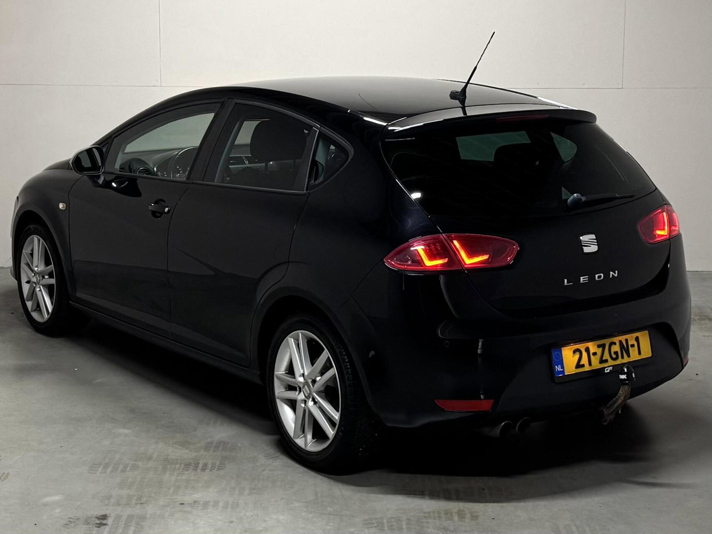 SEAT Leon 1.8 TFSI FR Navi Clima Cruise Trekh. NAP