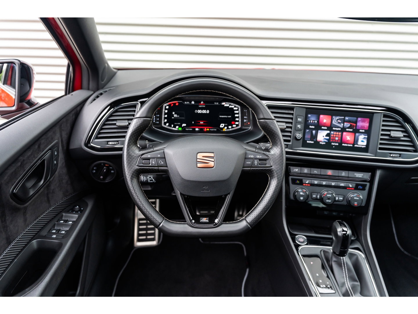 SEAT Leon 2.0 TSI CUPRA PANO BEATS VIRTUAL CAMERA KEYLESS