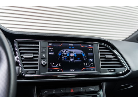 SEAT Leon 2.0 TSI CUPRA PANO BEATS VIRTUAL CAMERA KEYLESS