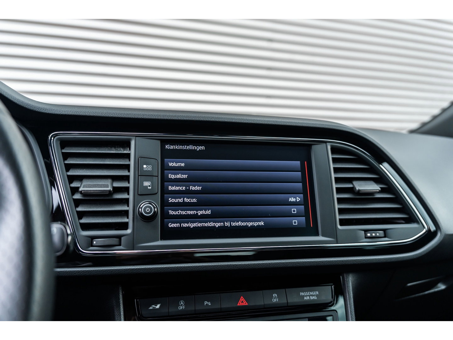 SEAT Leon 2.0 TSI CUPRA PANO BEATS VIRTUAL CAMERA KEYLESS