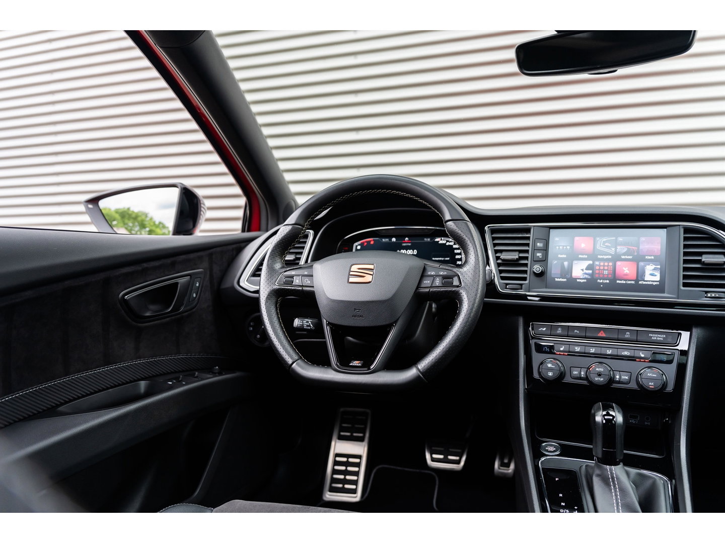 SEAT Leon 2.0 TSI CUPRA PANO BEATS VIRTUAL CAMERA KEYLESS