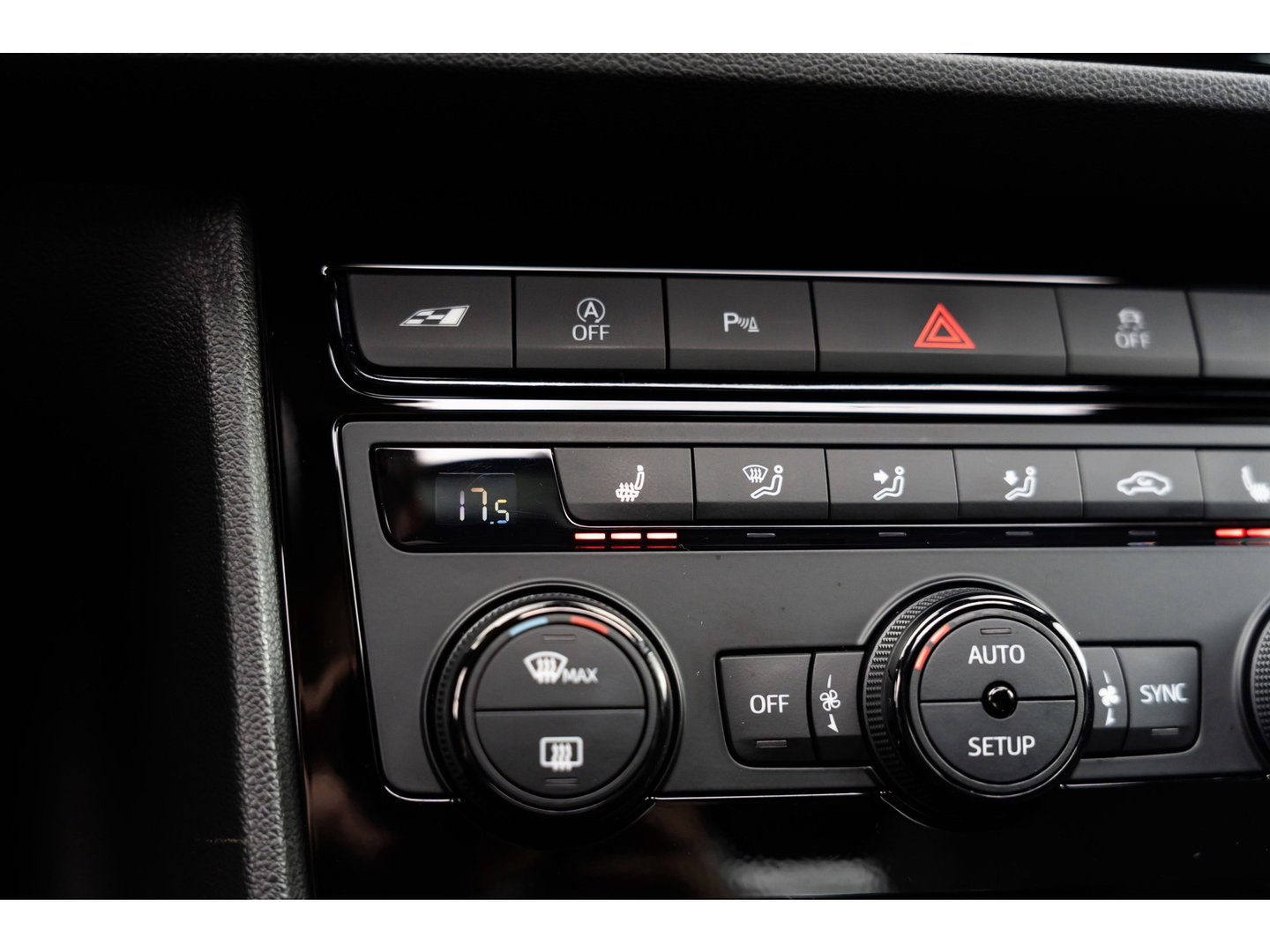 SEAT Leon 2.0 TSI CUPRA PANO BEATS VIRTUAL CAMERA KEYLESS