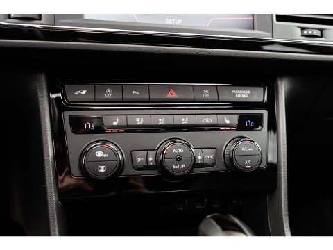 SEAT Leon 2.0 TSI CUPRA PANO BEATS VIRTUAL CAMERA KEYLESS