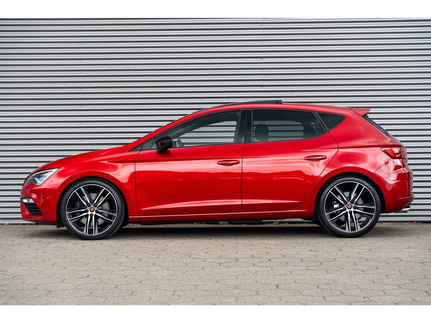 SEAT Leon 2.0 TSI CUPRA PANO BEATS VIRTUAL CAMERA KEYLESS