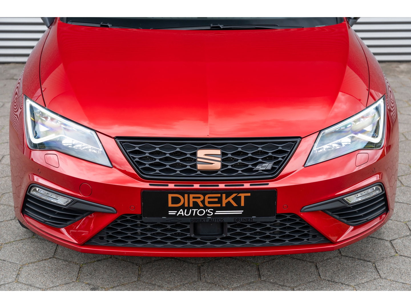 SEAT Leon 2.0 TSI CUPRA PANO BEATS VIRTUAL CAMERA KEYLESS