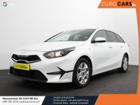 Kia Ceed Sportswagon - 1.5 T-GDi 160pk Automaat DynamicLine Climate control Adaptieve cruise control Stuurverwarming Stoelverwarming Navigatie Apple Carplay/ Android Auto Lichtmetalen velgen Achteruitrijcamera