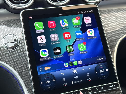 Mercedes-Benz C-Klasse 300 e Business Solution AMG | Burmester | Origineel Nederlands | Memory | Panoramadak | Digital Light | Elektrische Trekhaak | Head-Up | Leder |