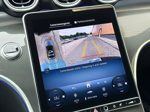 Mercedes-Benz C-Klasse 300 e Business Solution AMG | Burmester | Origineel Nederlands | Memory | Panoramadak | Digital Light | Elektrische Trekhaak | Head-Up | Leder |