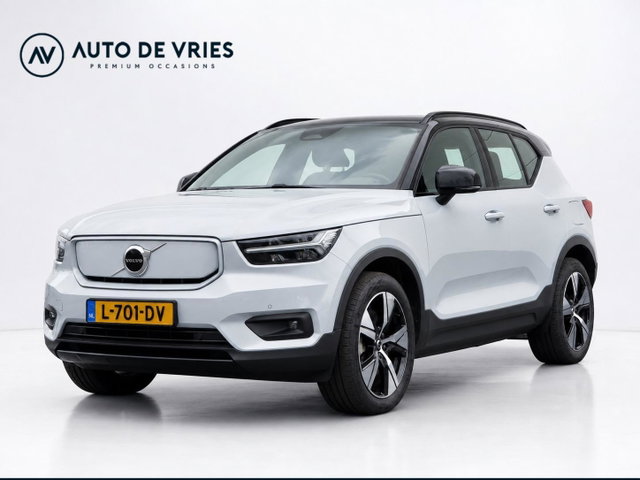 Volvo XC40 - Recharge P8 AWD 408pk R-Design | SOH 93% | Half leder | Camera | Trekhaak
